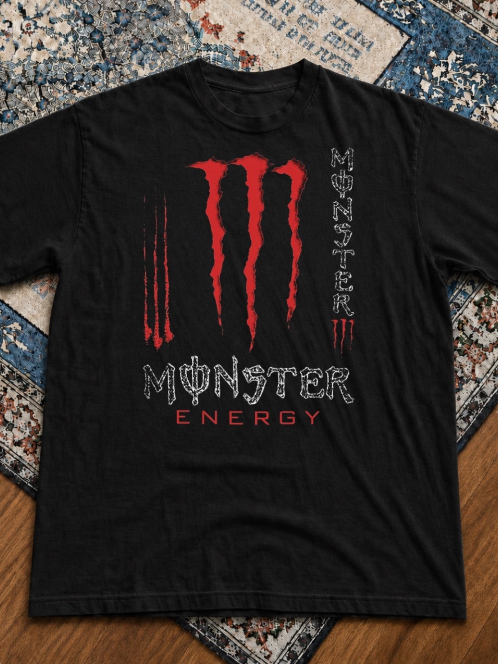 Gildan Black T‑Shirt with Red Graphic